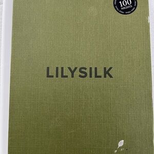 LILYSILK Green Pillow